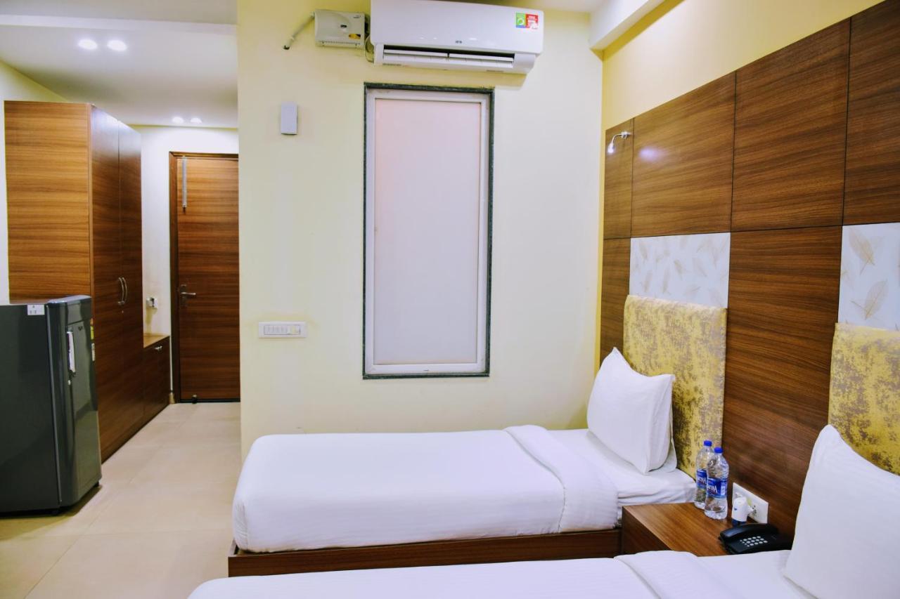 Hotel When In Gurgaon - Opposite To Artemis Hospital Exterior foto